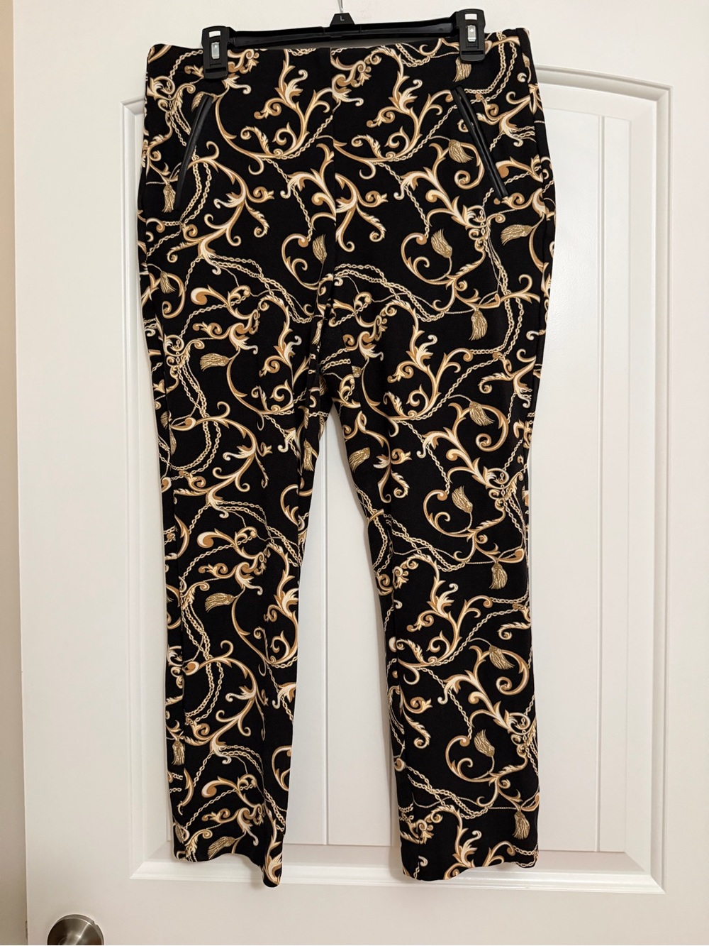 Chico’s So Slimming Juliet Scroll Ankle Pants High Waist Black Size 1.5 (10)